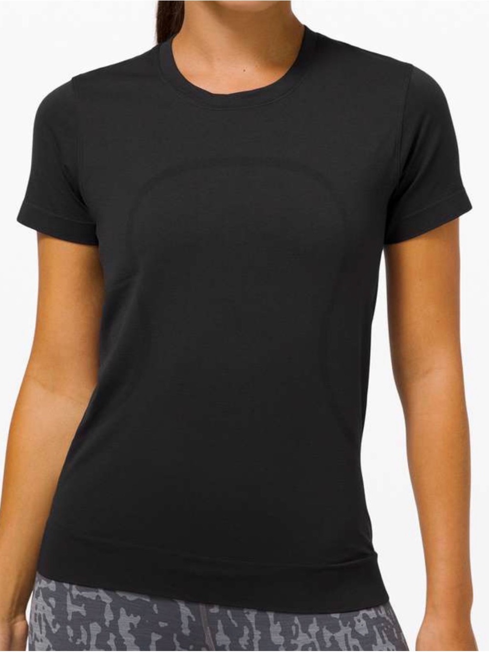 Lululemon Swiftly Breathe Short Sleeve Black / Black Women Sz 12/14